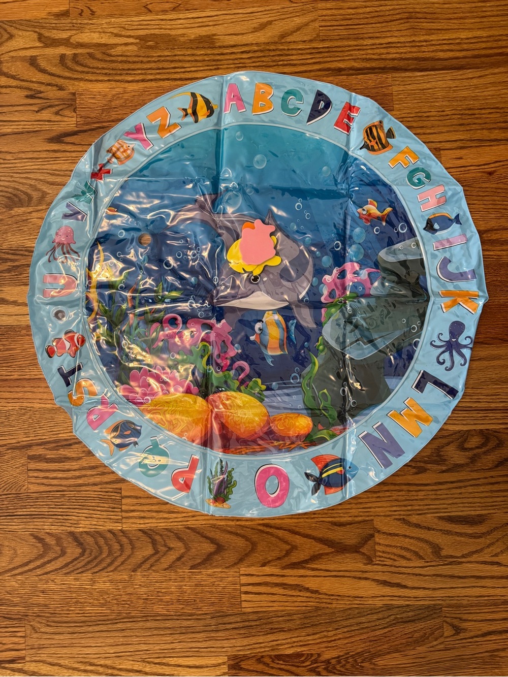 Inflatable water sensory play mat for infant tummy time or pet play